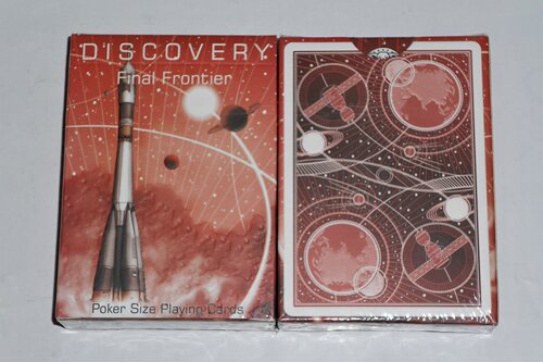 大陸製品 Discovery 紅色 探索 浮雕牌盒 航天主题 撲克牌