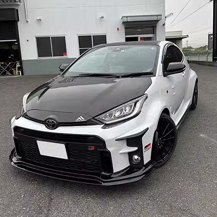 GR YARIS 雅力士 宽体运动包围 改装 碳纤维机盖 尾翼 大灯饰板