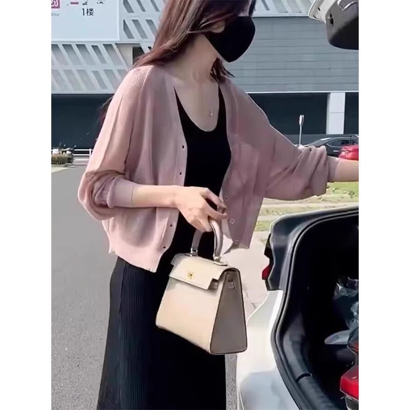 配吊带裙外面搭的小衫冰丝针织开真丝上装