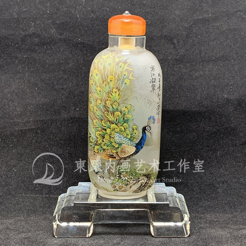 寒江凝翠小荣作品动物孔雀开屏衡水内画鼻烟壶纯手工定制祝福语