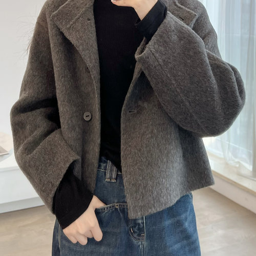 米娜家 欧洲站 2025小高领柔软羊毛气质简约百搭外套女 E547 502