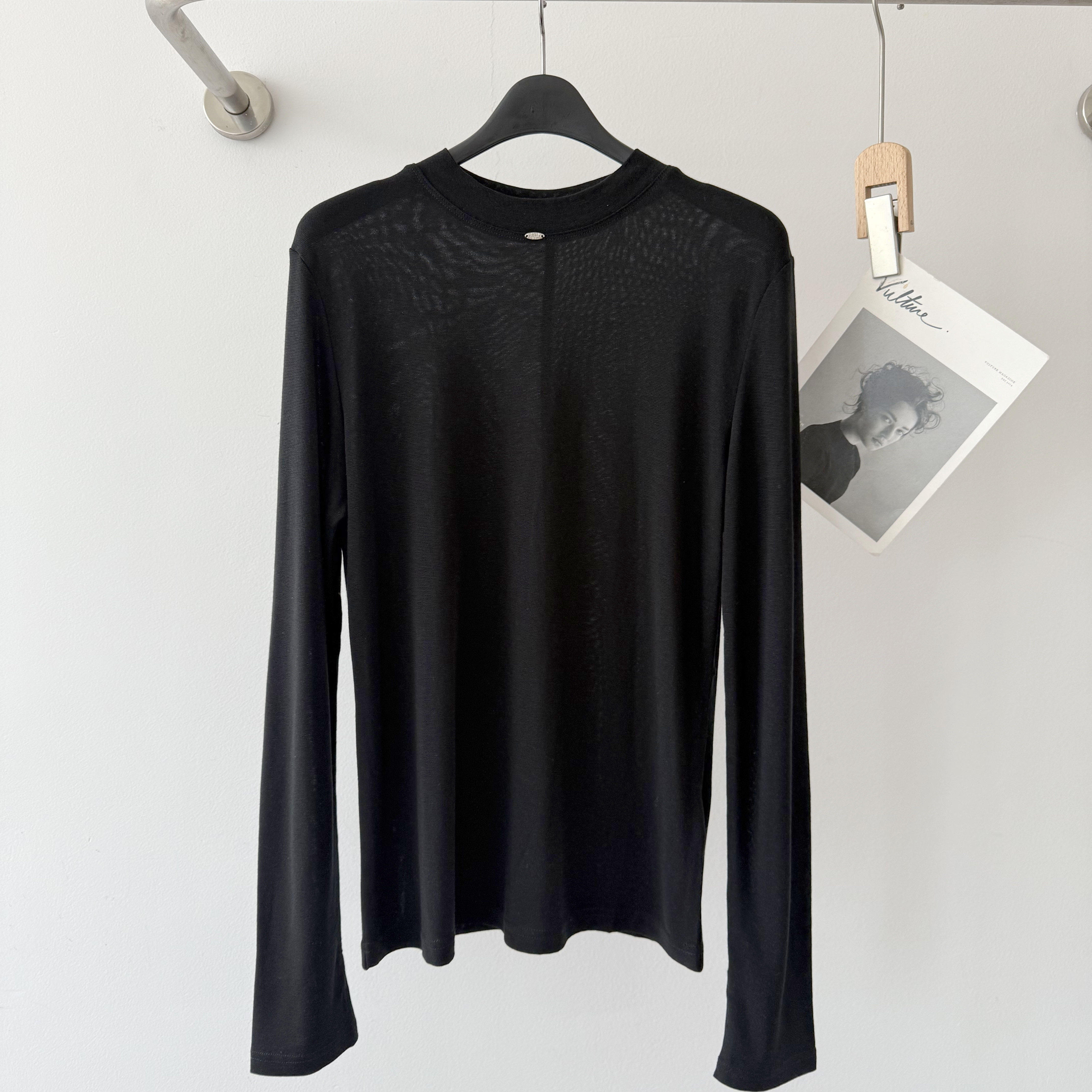 米娜家 欧洲站 25亲肤软糯天丝羊毛圆领金属标长袖T恤女 E550 101