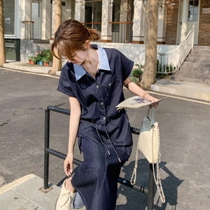 休闲条纹拼接牛仔衬衫半身裙套装女夏2025新款洋气ootd穿搭两件套图片