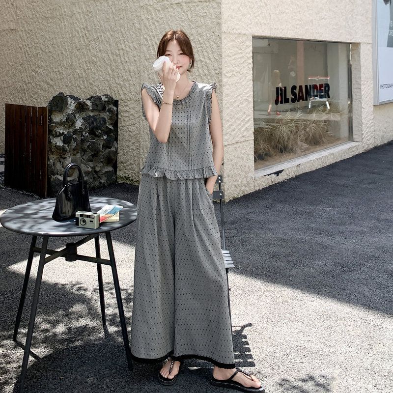 韩版气质波点木耳边减龄套装女夏季无袖马甲显瘦休闲阔腿裤两件套,女装套装/套裙,2C153