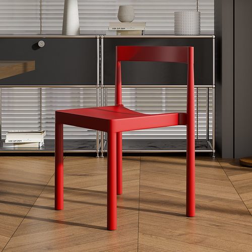 北欧塑料餐椅设计师款