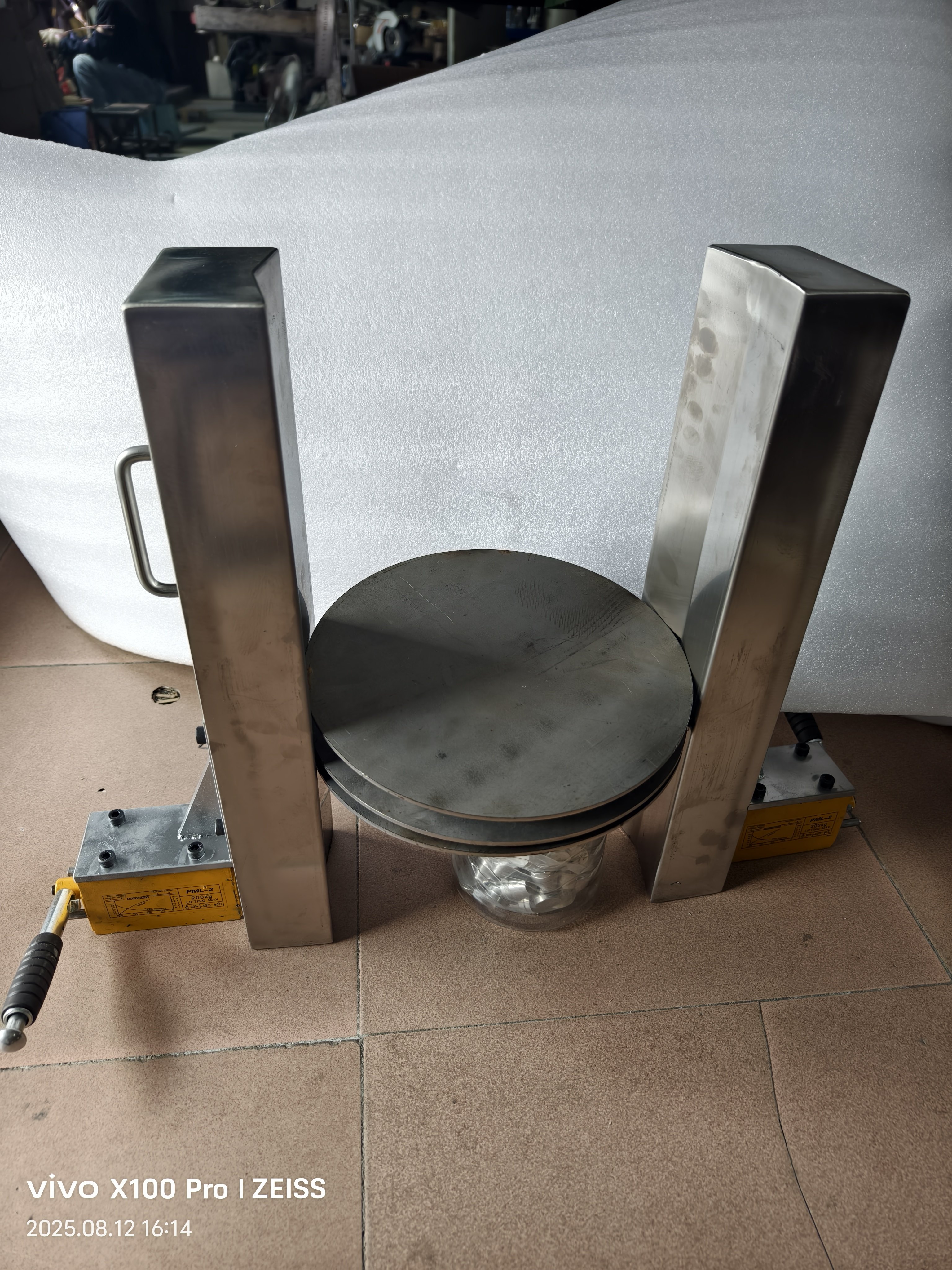 圆棒磁分张器/大直径铁片分张器/锥形分张器/磁力分张器/分张磁铁图片