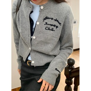 PPSHD针织开衫女2024新款春秋外穿圆领灰色修身字母绣花针织开衫