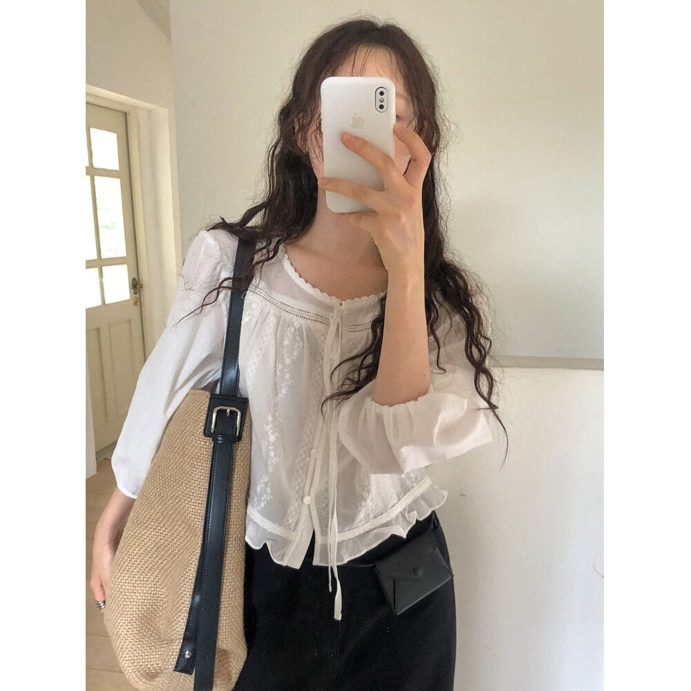 PPSHD|~韩系温柔风拼接蕾丝半袖单排扣上衣