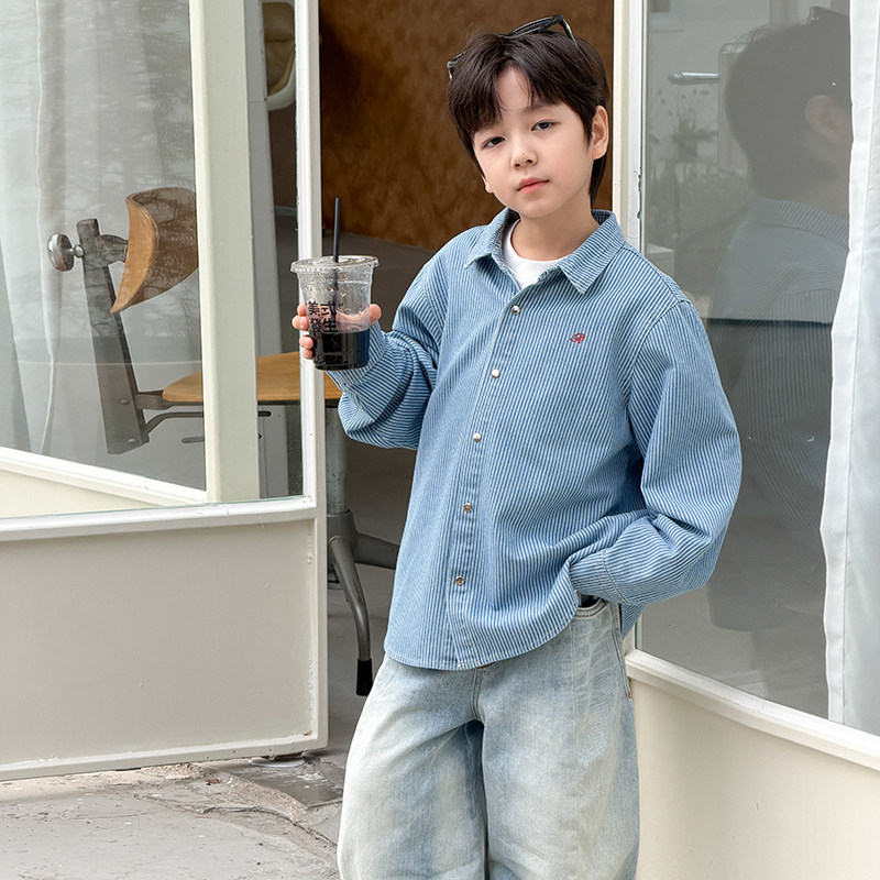 依依妈男童刺绣竖条纹牛仔衬衫儿童春装上衣宝宝休闲宽松打底衫潮