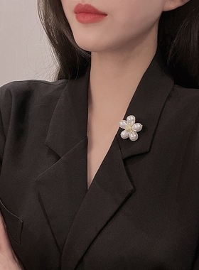 赫本风简约白色花朵胸针胸花配饰围巾卫衣毛衣装饰别针徽章