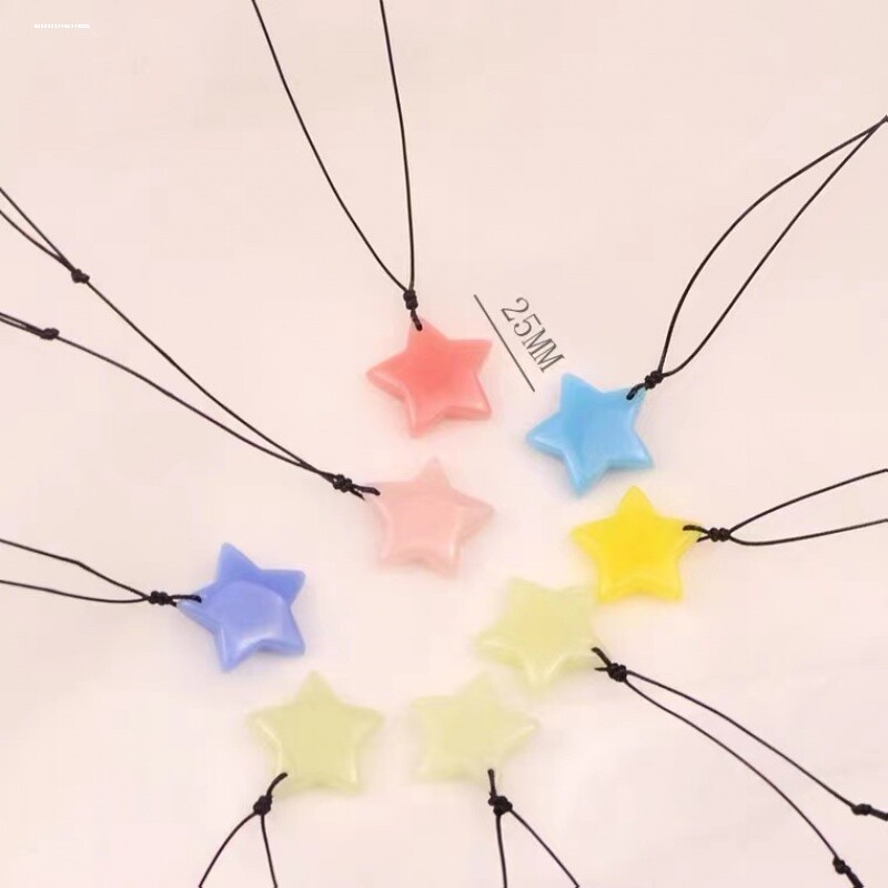 编织夜光五角星荧光男女项链发光石幸运星星吊坠情侣学生闺蜜配饰