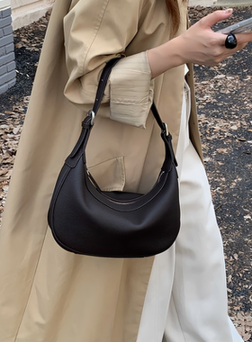 HE BAOBAO头层牛皮女包2026新品极简风月牙弯月包单肩斜挎腋下包
