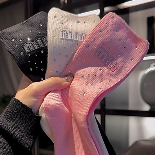 新款欧货ins潮小香风镶钻满天星烫印硅胶洋气轻奢个性蜜桃粉堆堆