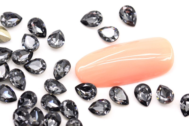 施家水晶银色夜影椭圆马眼水滴形