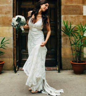 Bridal 优雅深V Wedding Backless Gowns 领蕾丝露背鱼尾婚纱