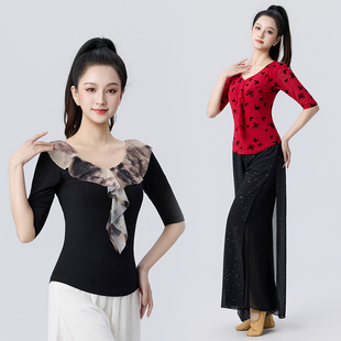 2026新款广场舞服装古典舞衣服中老年女演出服气质显瘦舞蹈上衣