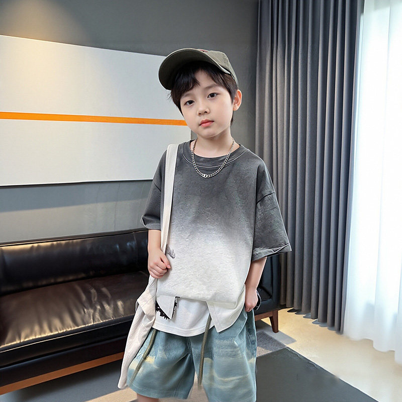 儿童渐变短袖纯棉t恤男童宽松百搭圆领上衣夏季新款中大童女孩潮