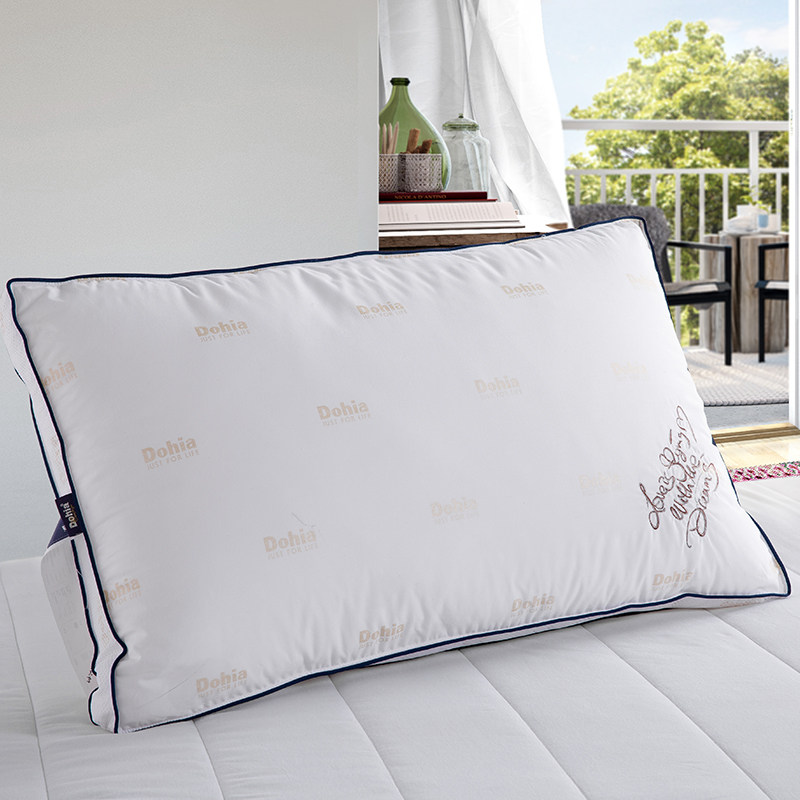 多喜爱枕头全棉商场同款中高枕德克七孔纤维枕成人抗菌护颈软枕芯