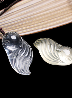 如鸿男女白水晶美人狐狸吊坠