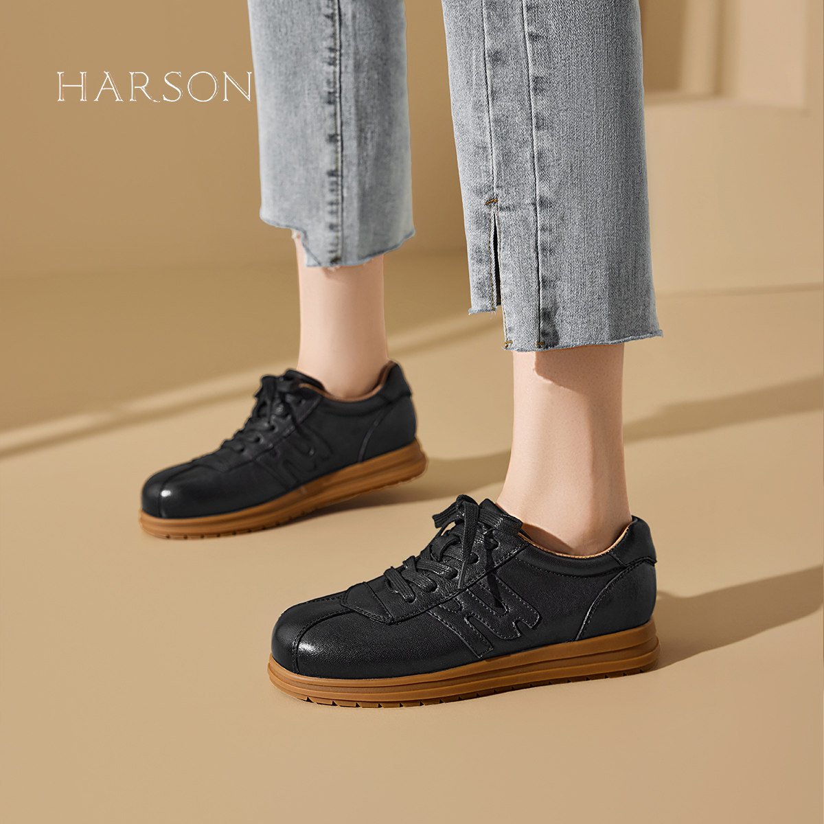 哈森德训鞋女鞋子2026秋季新款爆款时尚百搭休闲鞋通勤复古板鞋