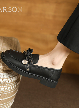 哈森乐福鞋女新款蝴蝶结深口单鞋英伦软面小皮鞋女春秋HWS230193