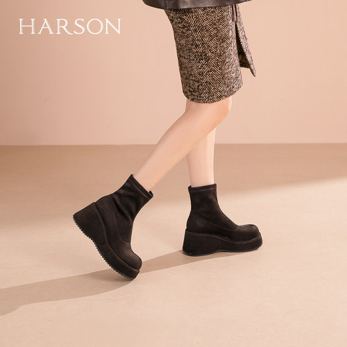 哈森气质百搭时装靴女2025秋冬新款显瘦套筒短靴HWA250159