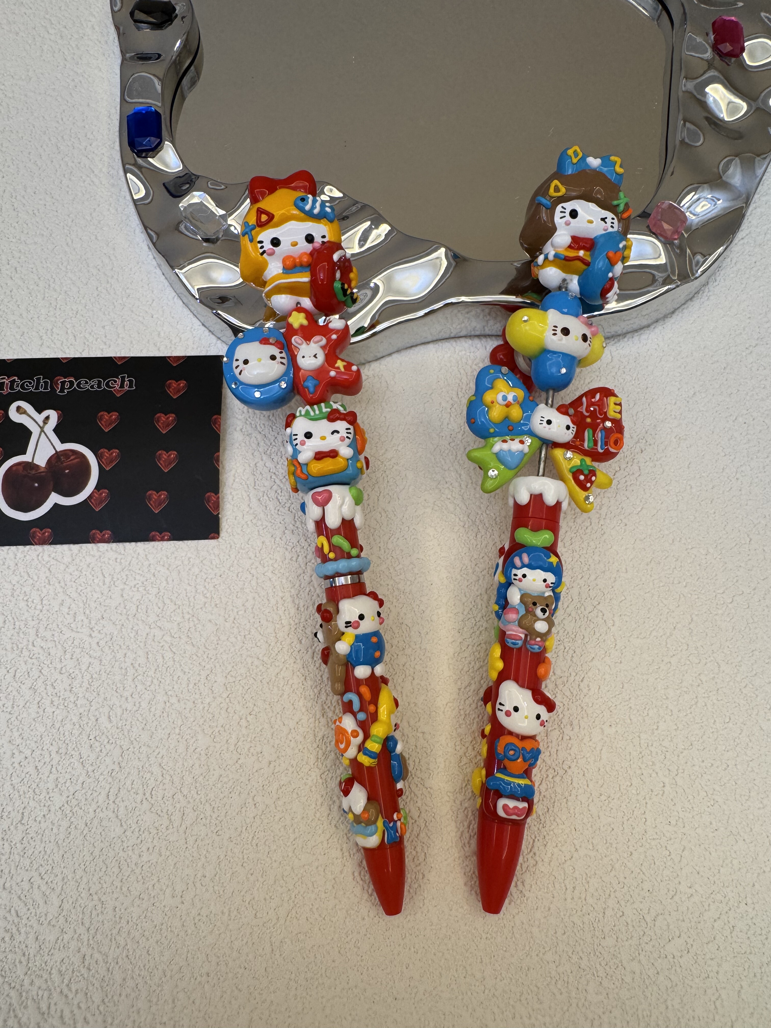 经典配色kitty手工手绘重油圆珠笔diy设计定制款孤品手工串珠笔