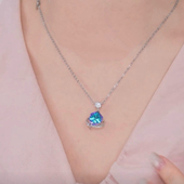 旭平仿水晶系列闪烁立体清透蓝色方糖项链