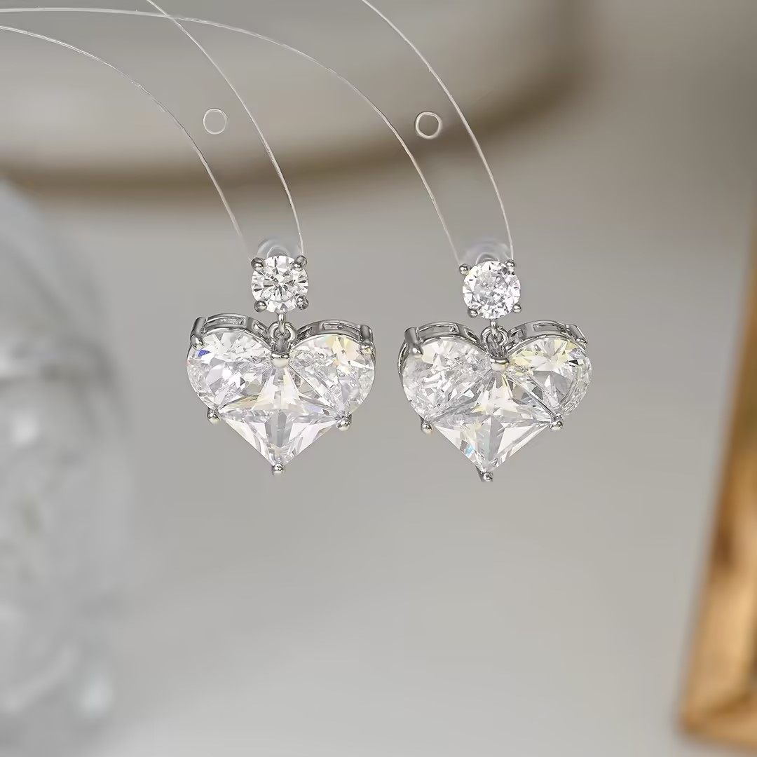 旭平【甜梦桃心】时尚甜美精致爱心耳环女轻奢气质简约高级感耳饰,饰品/流行首饰/时尚饰品新,耳钉,淘宝优惠券,粉丝福利购,淘宝优惠卷