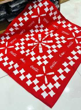 出小日子 coca cola 联名红色棉布 大方巾 盖巾包裹巾 尺寸50*50