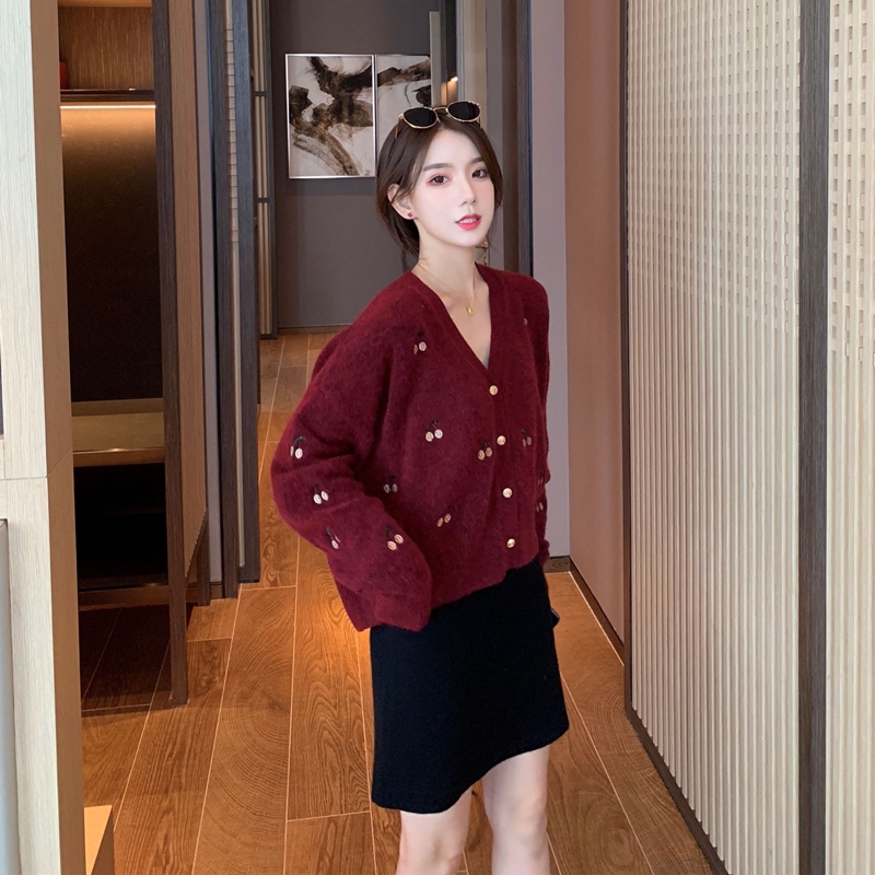安娜家樱桃果酱~慵懒外搭毛衣开衫外套 v领针织衫女秋季新款MMCO