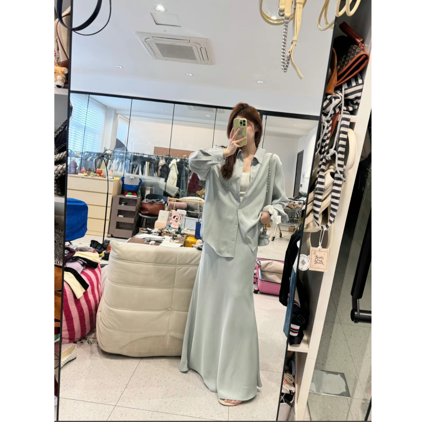 蕾蕾【里费小岛】法式气质翻领宽松衬衫+全松紧高腰后开叉半身裙