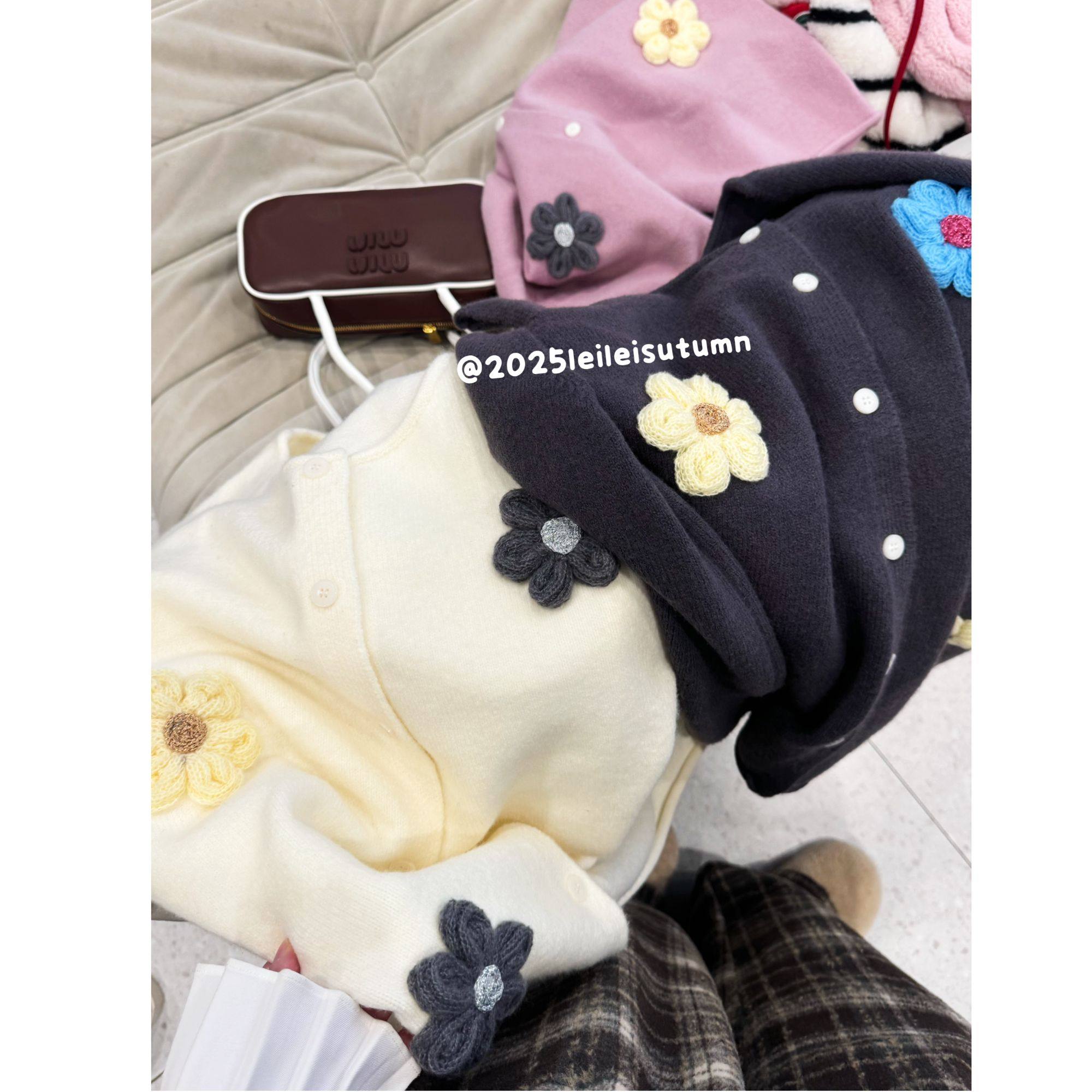 蕾蕾【向阳花！】复古立体花朵单排扣针织无袖马甲上衣