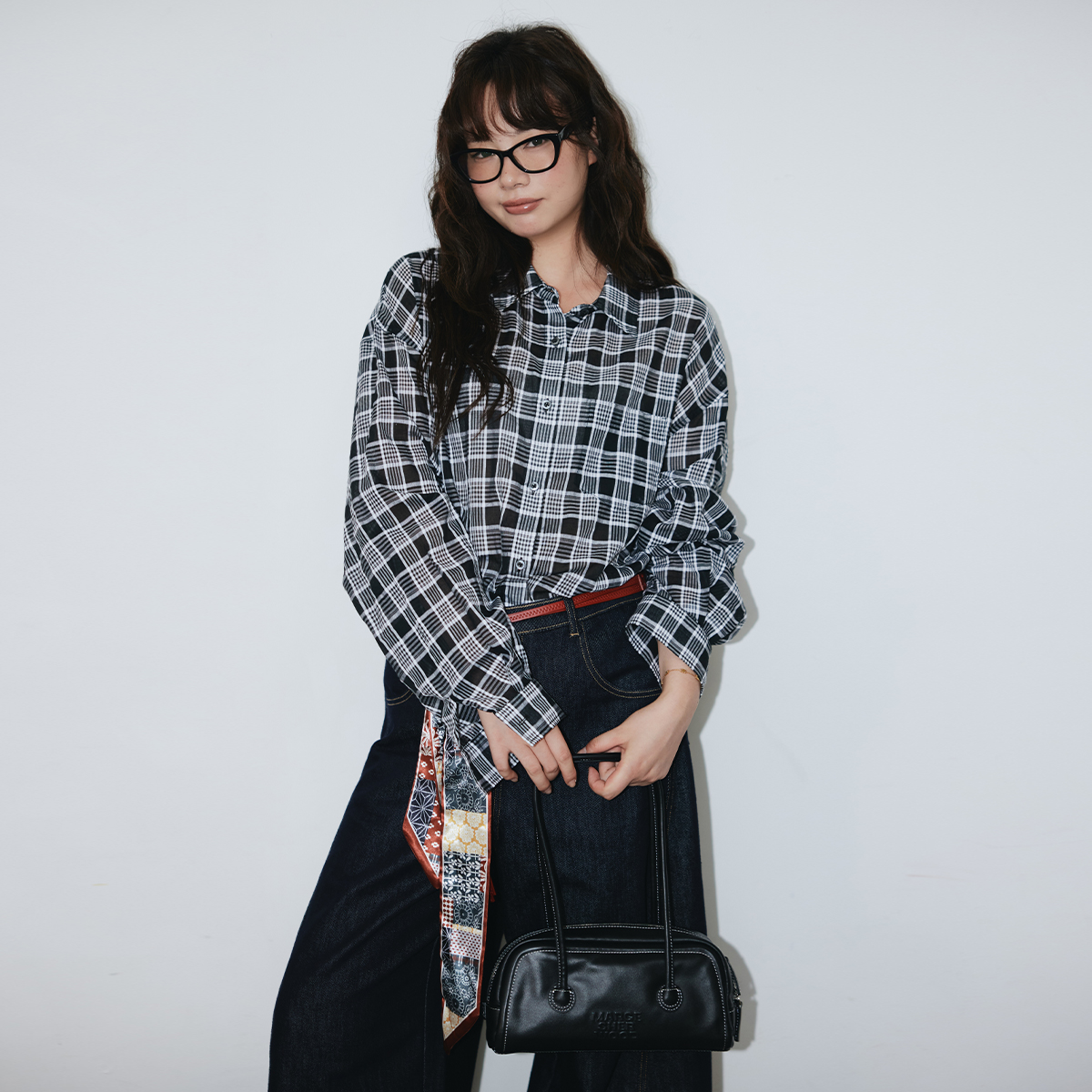 蕾蕾【海盐冰萃】韩系撞色格纹polo领衬衫+大U领纯色背心