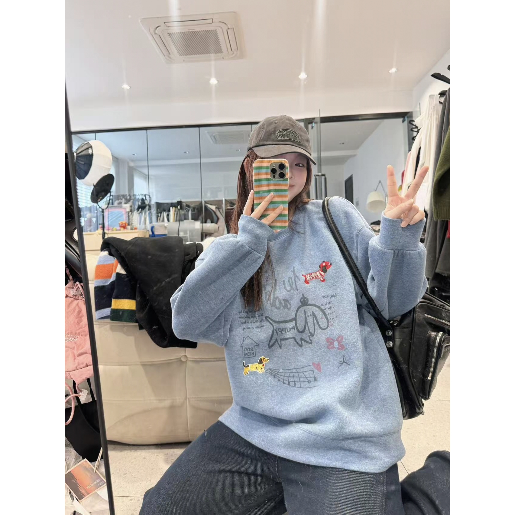 蕾蕾【穿毛衣的腊肠狗！】冬季软糯感小狗刺绣图案圆领卫衣