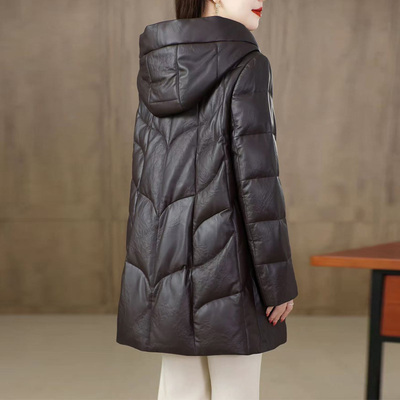 高端真皮羽绒服女中长款时尚绵羊