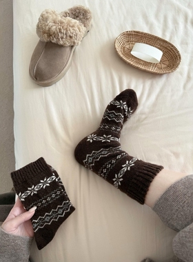 新品超有韩剧氛围~复古超适合秋冬！雪花柔软厚实保暖中筒羊毛袜~