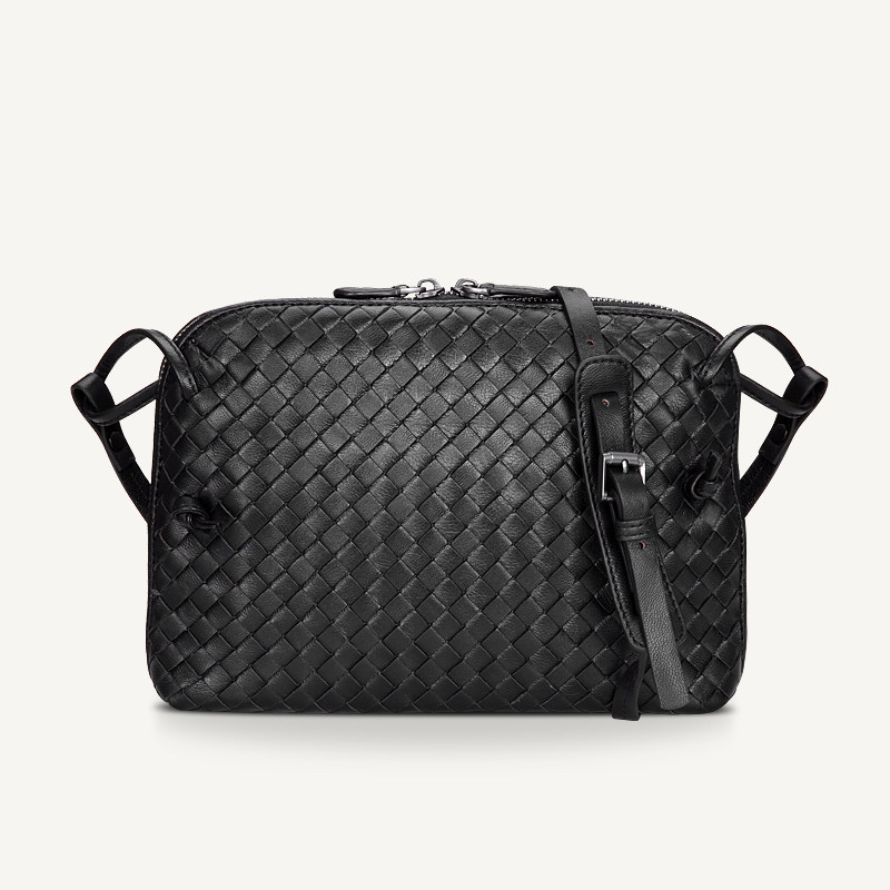 编织斜挎小包包贝壳包新款2020新款韩版百搭真皮女包女士单肩包潮