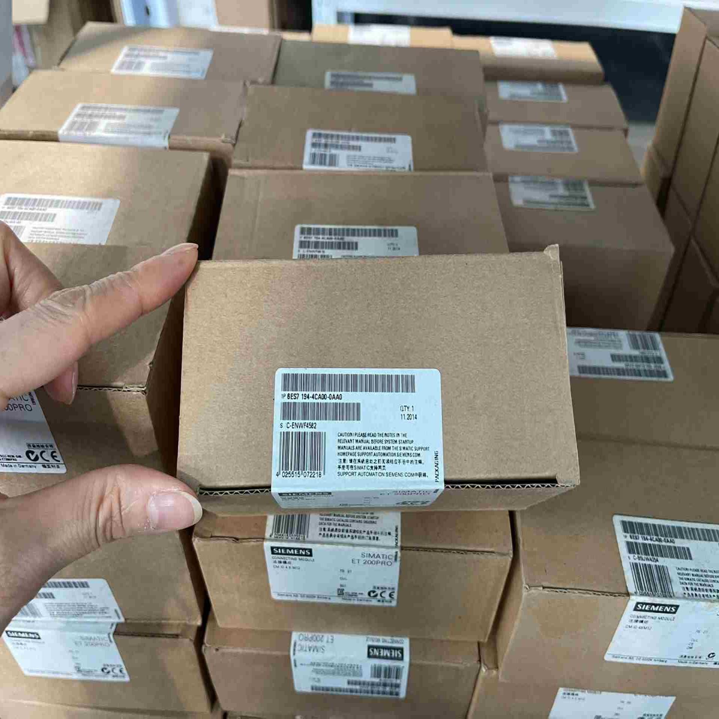 1P 6ES7194-4CA00-0AA0ET200P议价