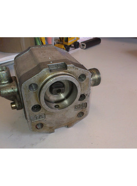 Sauer TSP4-26/8.4SFR03 1/6 Hydraulikpumpe Hydraulikmotor Tra