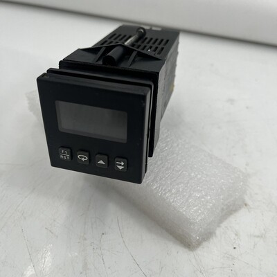 REDLION C48CS 1/16 DIN COUNTERS USED