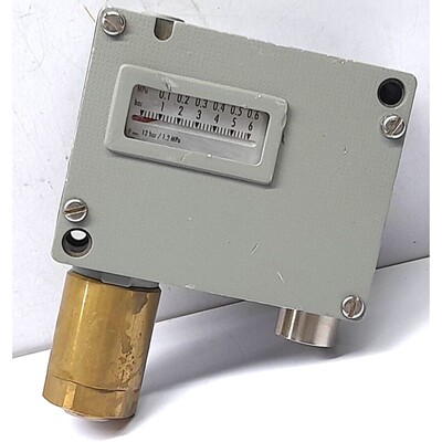 Trafag 900.2377.903 Interruptor de Presión Gama 0-6 Barra 0