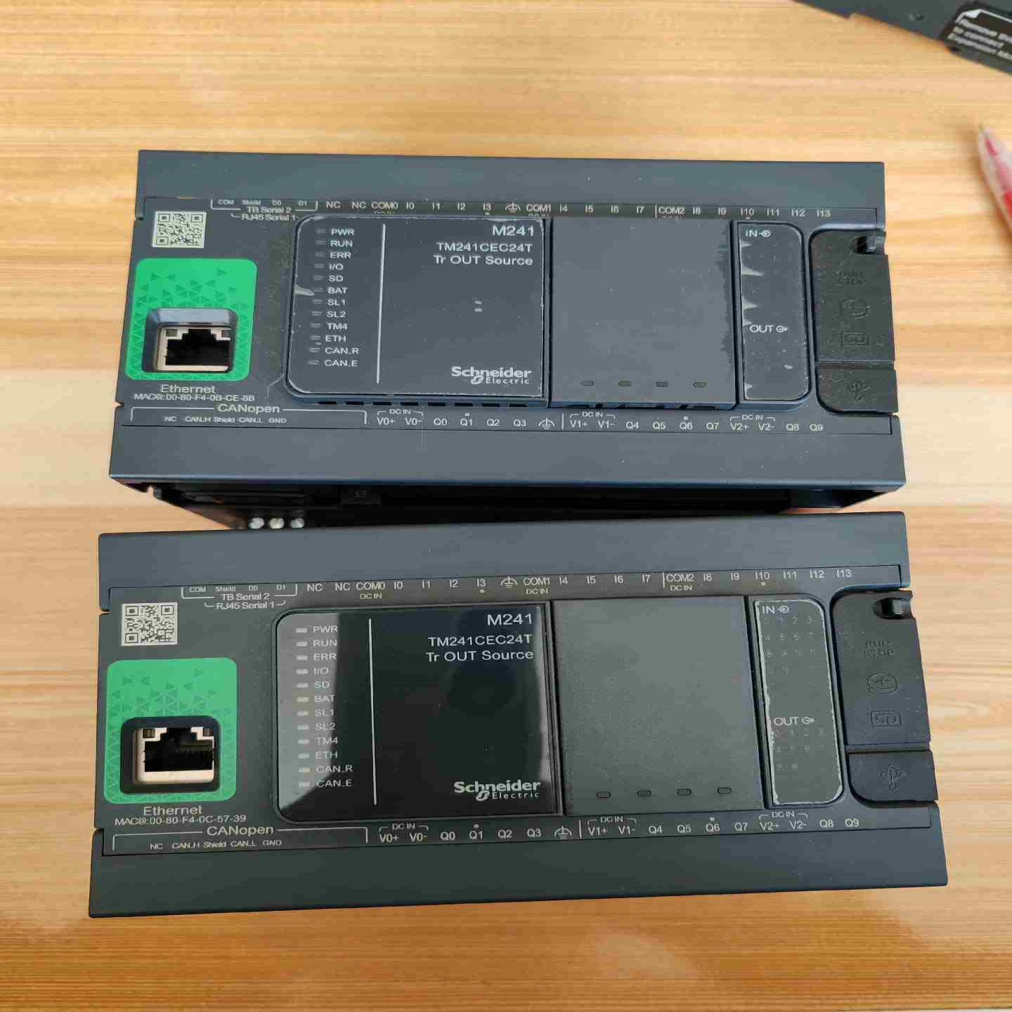 施耐德PLC  TM241CEC24T3个议价