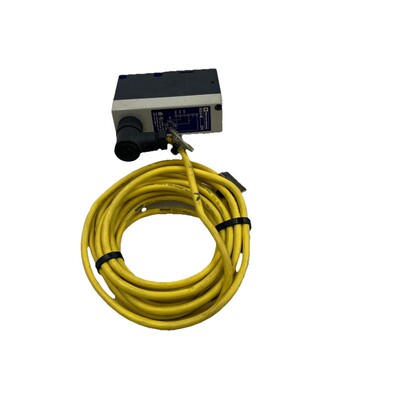 TELEMECANIQUE XUJ-K063539 PHOTOELECTRIC SENSOR USED & WORKIN