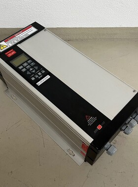 1x Danfoss VLT5006PT5C54SBR3DLF00A00C0 175Z0294 Umrichter