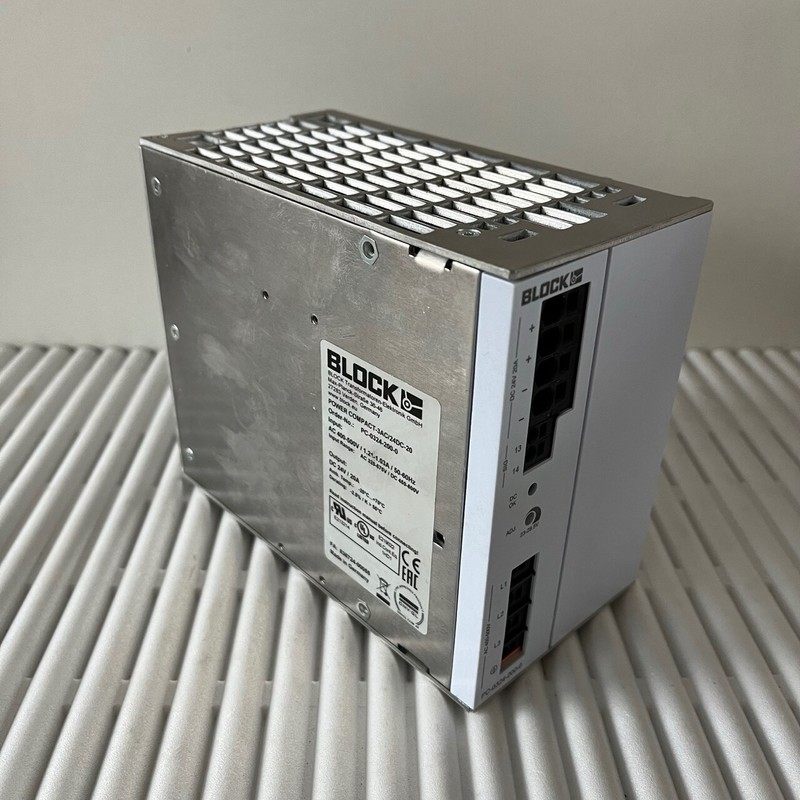 1x Block POWER COMPACT-3AC/24DC-20 PC-0324-200-0 Industriene