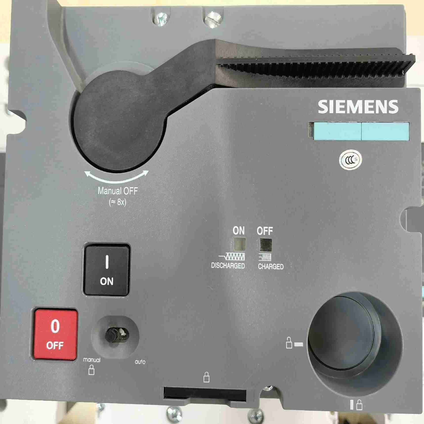 塑壳断路器电操VL630-VL800 220V250议价