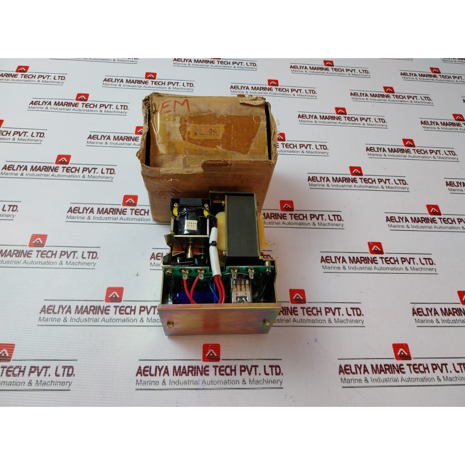 Terasaki AUT-1BDR Undervoltage Trip Device 200-240VAC - 实物图