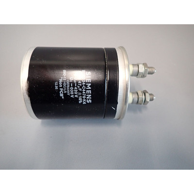 B25834C4476K4 - Siemens - B25834-C4476-K4/Capacitors Used