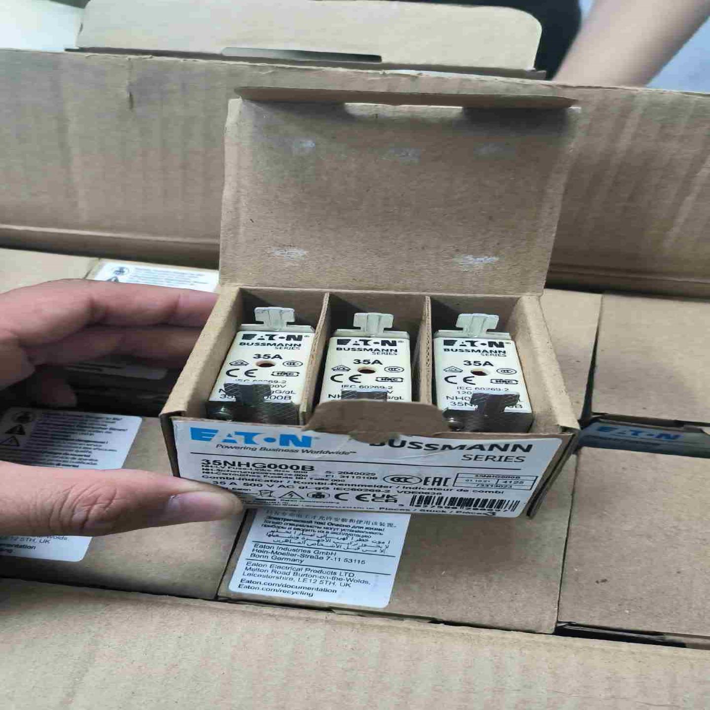 轮船用熔断器巴斯曼 200NHG1B  35NHG000B议价